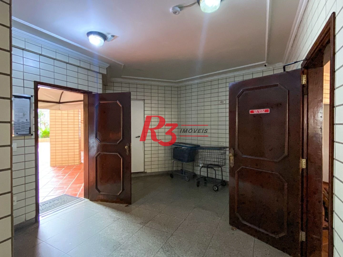 Apartamento com 3 dormitórios à venda, 124 m² por R$ 850.000,00 - Gonzaga - Santos/SP