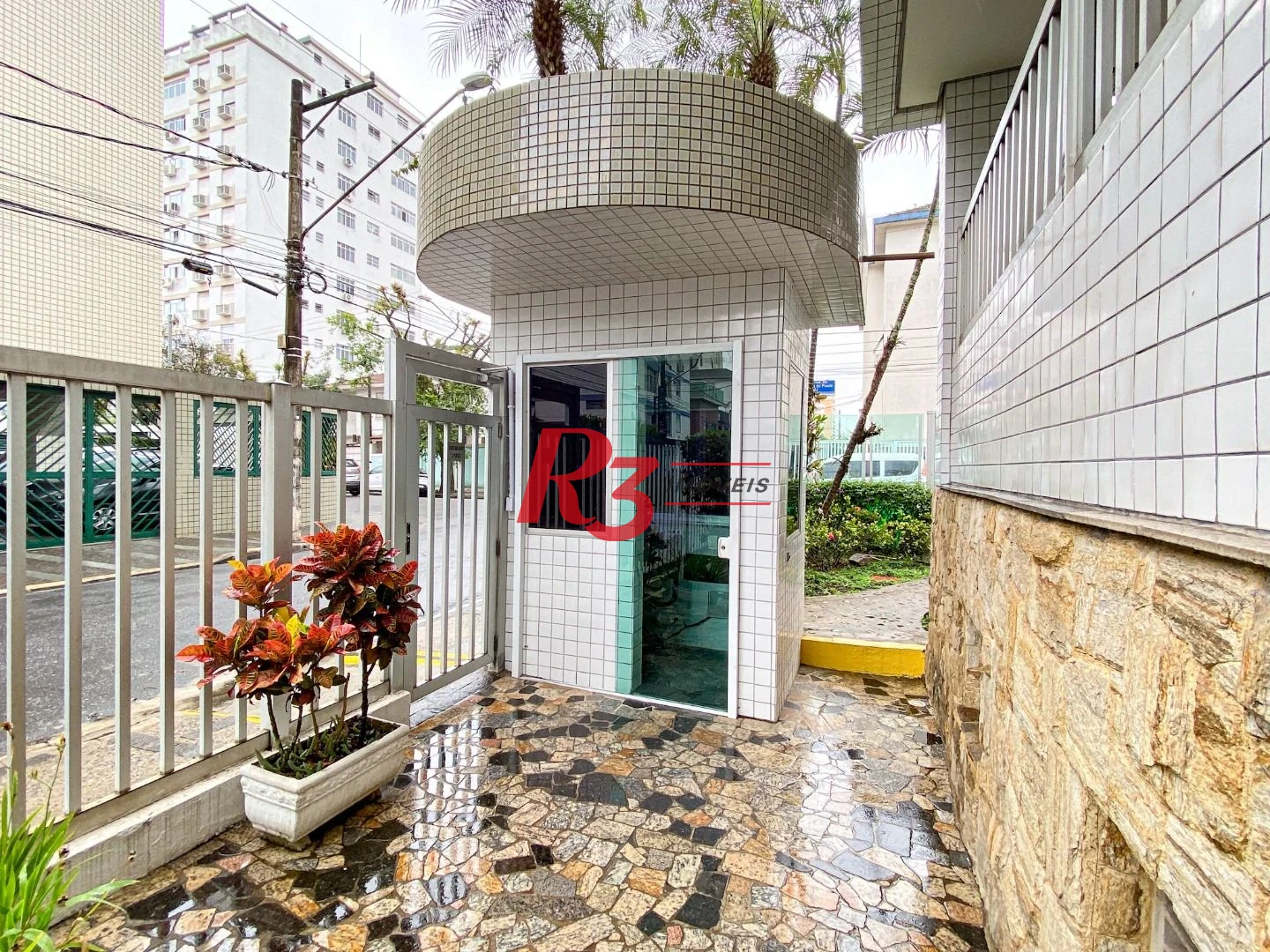 Apartamento com 2 dormitórios à venda, 100 m² por R$ 760.000,00 - Ponta da Praia - Santos/SP