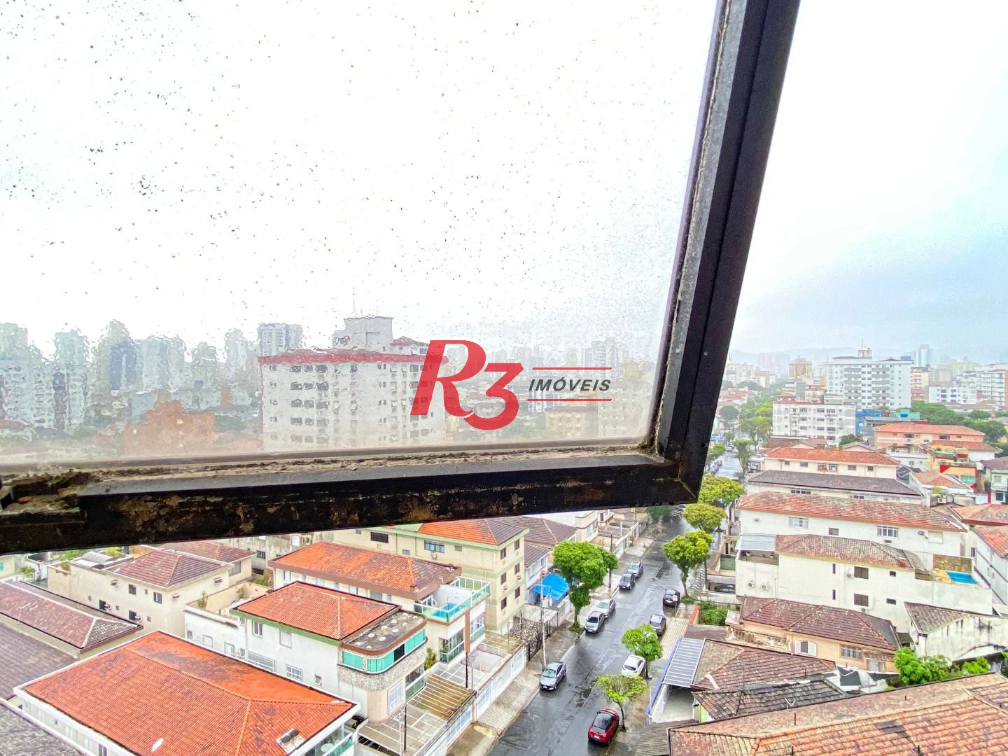 Apartamento com 2 dormitórios à venda, 82 m² por R$ 640.000,00 - Embaré - Santos/SP