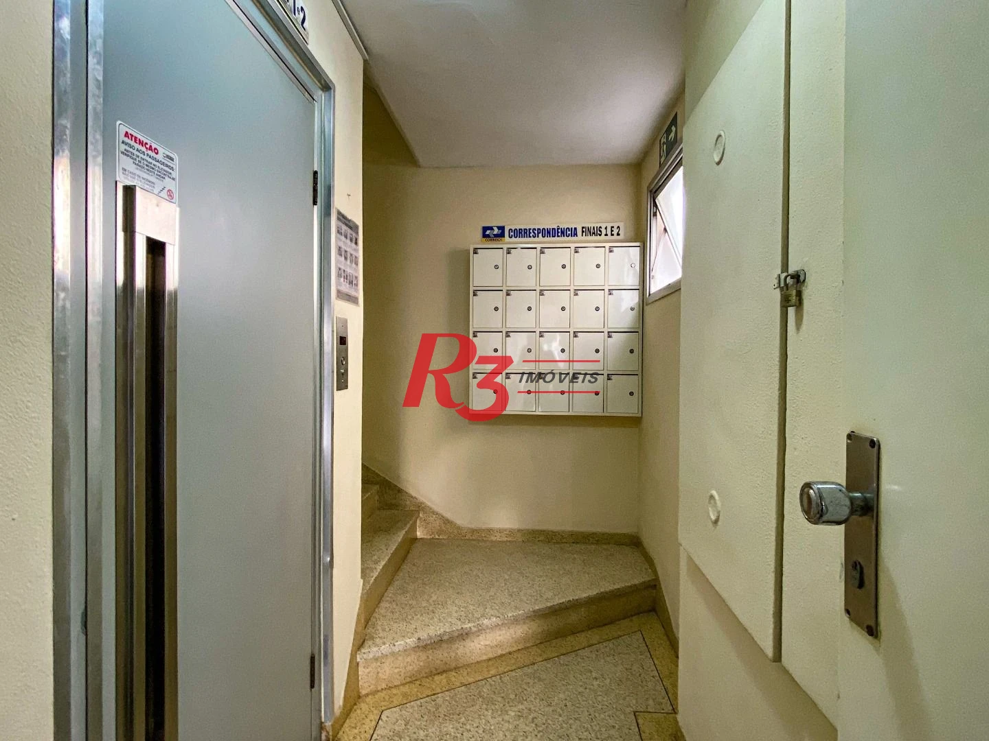 Apartamento com 3 dormitórios à venda, 98 m² por R$ 960.000,00 - Boqueirão - Santos/SP