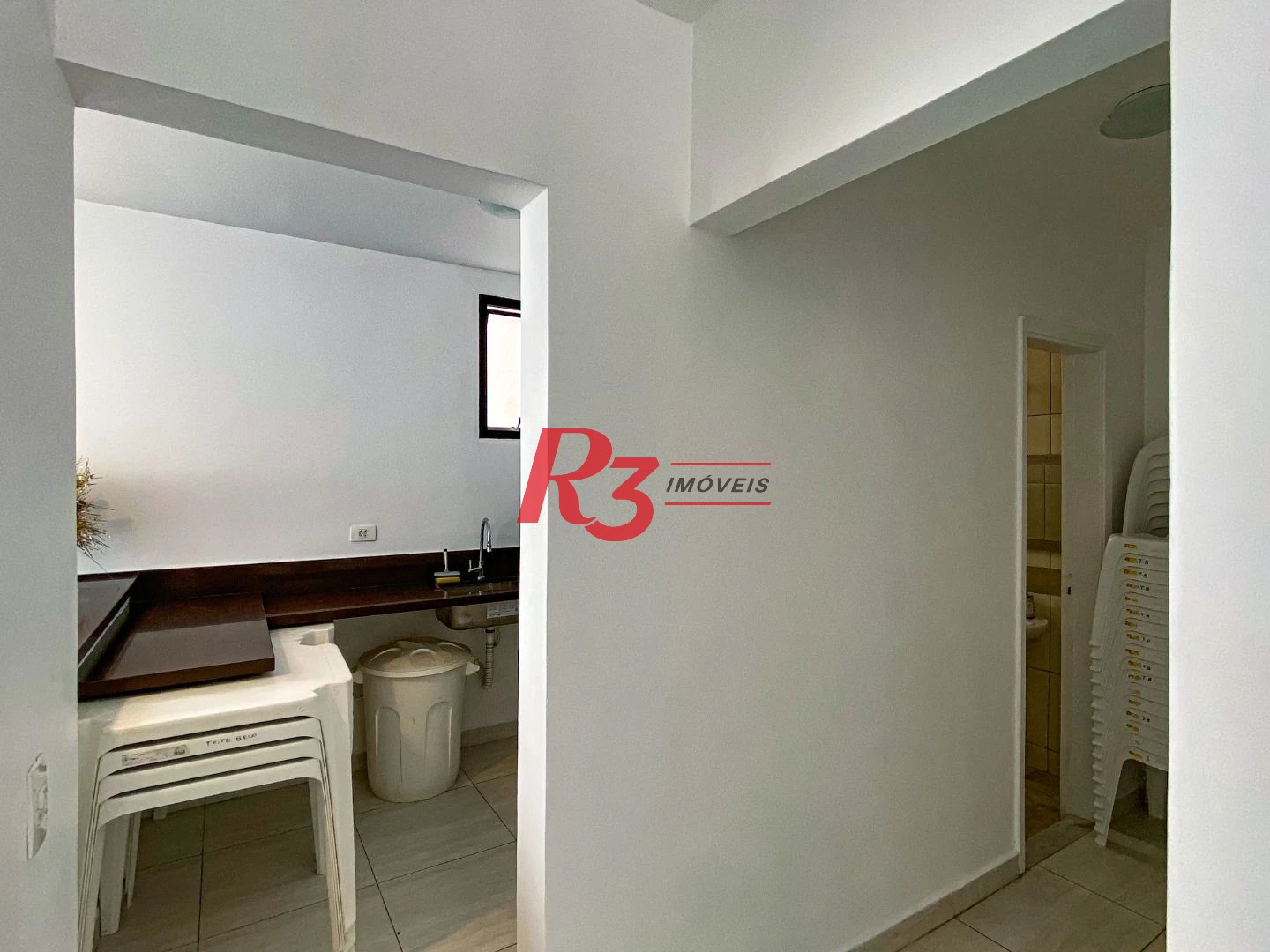 Apartamento com 3 dormitórios à venda, 98 m² por R$ 960.000,00 - Boqueirão - Santos/SP