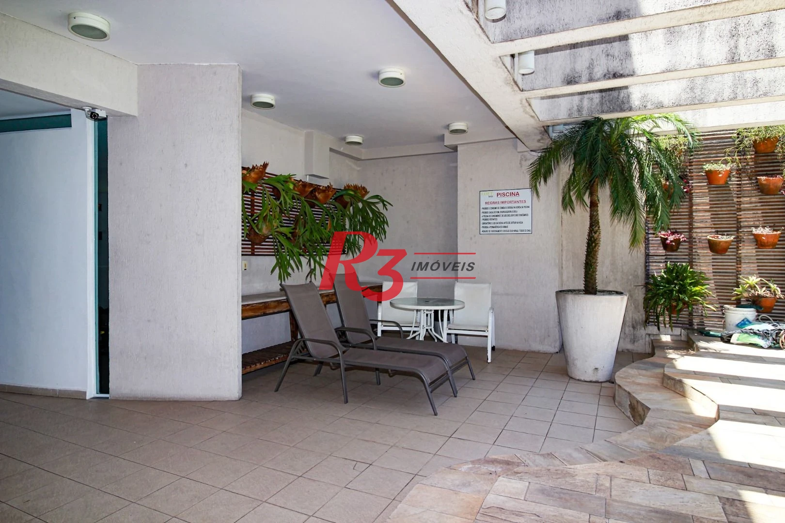Apartamento com 2 dormitórios para alugar, 72 m² por R$ 6.500,02/mês - Gonzaga - Santos/SP