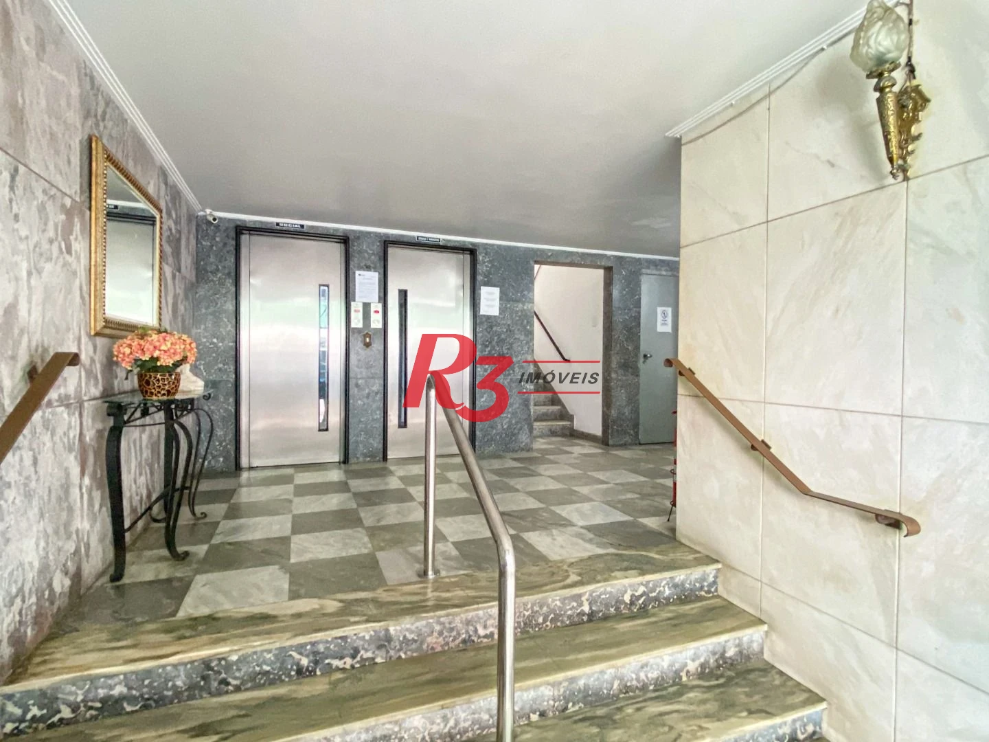 Apartamento à venda, 100 m² por R$ 550.000,00 - Gonzaga - Santos/SP