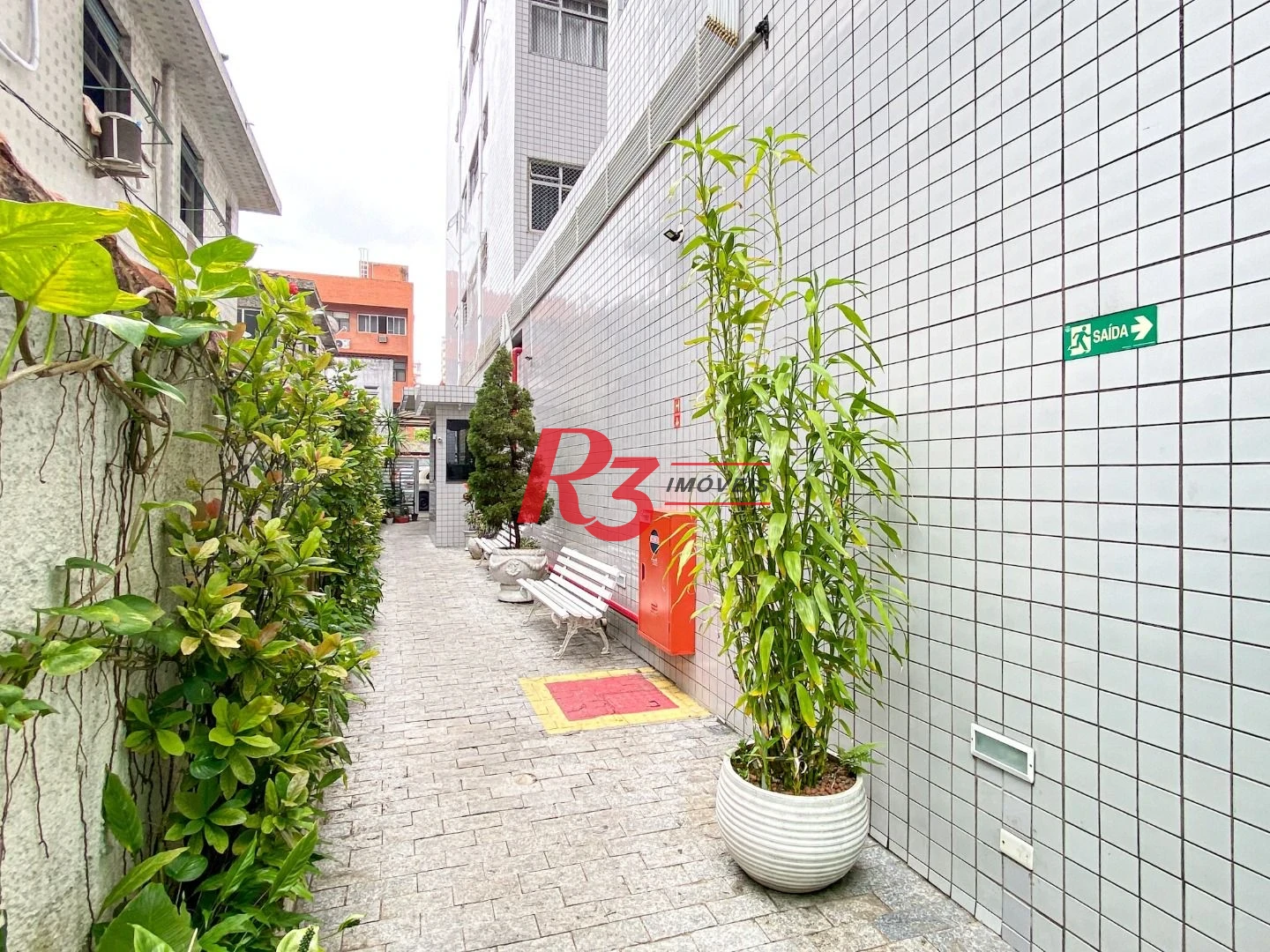 Apartamento com 1 dormitório para alugar, 40 m² por R$ 3.900,00/mês - Gonzaga - Santos/SP