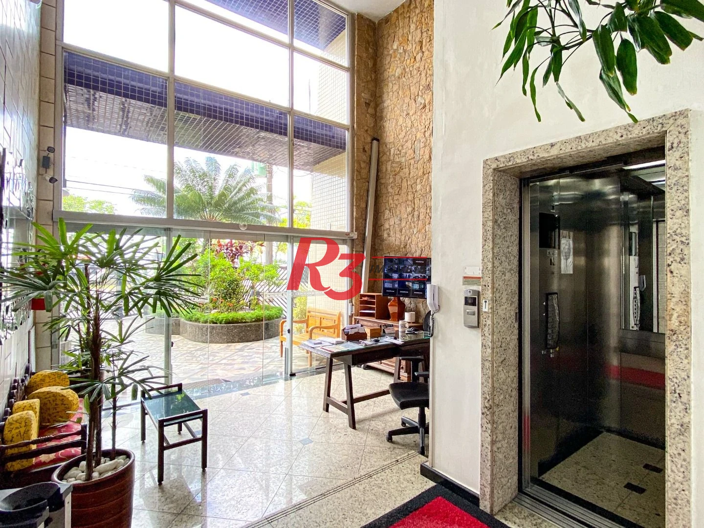 Apartamento com 2 dormitórios à venda, 166 m² por R$ 1.950.000,00 - Boqueirão - Santos/SP