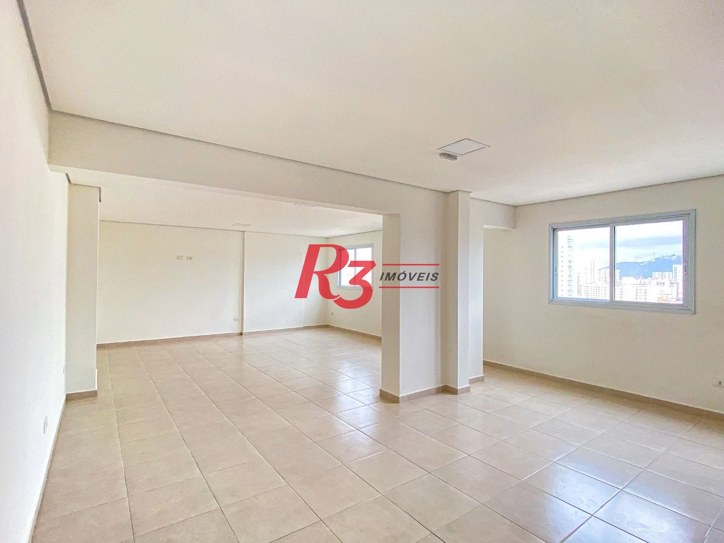Apartamento com 2 dormitórios à venda, 60 m² por R$ 585.000,00 - Macuco - Santos/SP