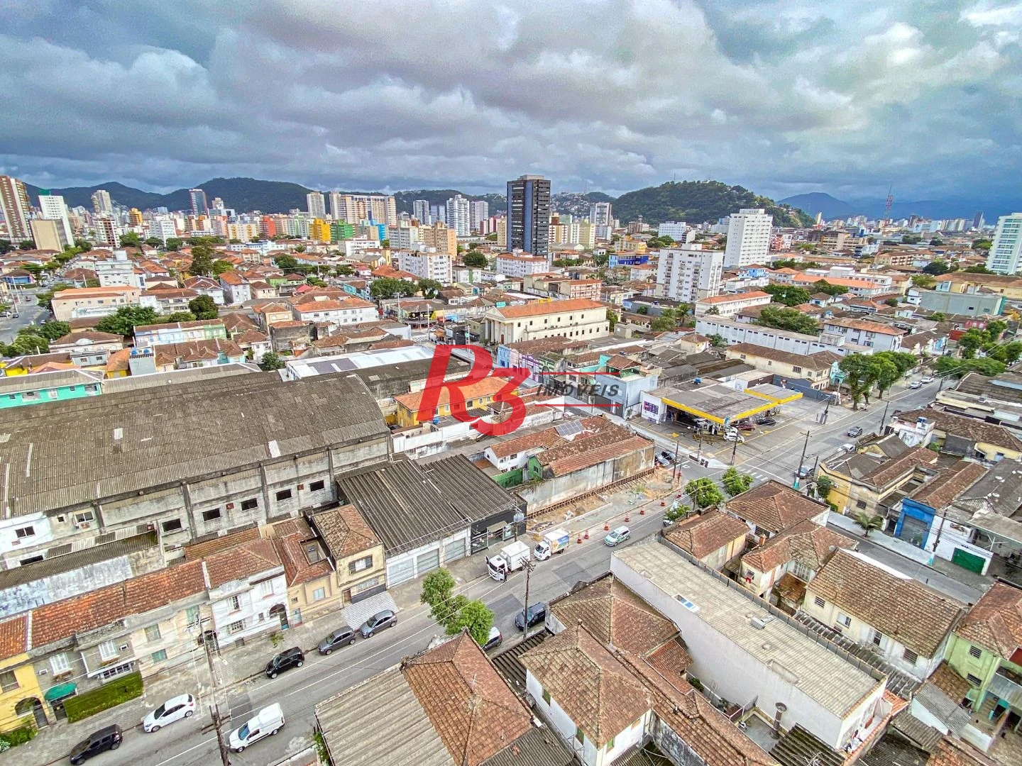 Apartamento com 2 dormitórios à venda, 60 m² por R$ 585.000,00 - Macuco - Santos/SP
