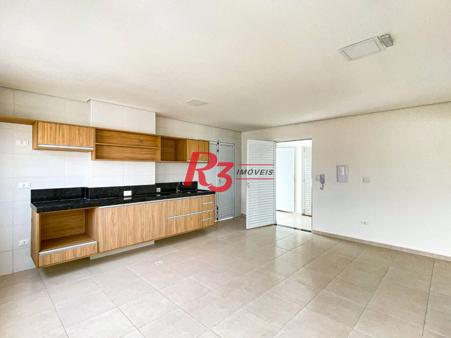 Apartamento com 2 dormitórios à venda, 60 m² por R$ 585.000,00 - Macuco - Santos/SP