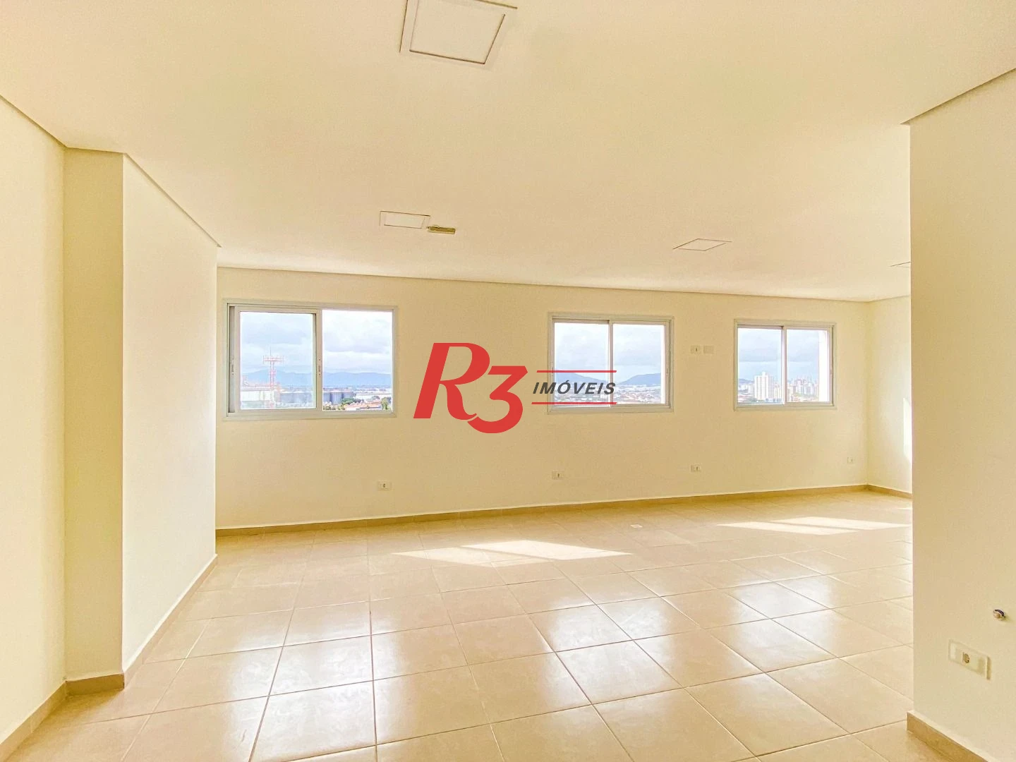 Apartamento com 2 dormitórios à venda, 60 m² por R$ 585.000,00 - Macuco - Santos/SP