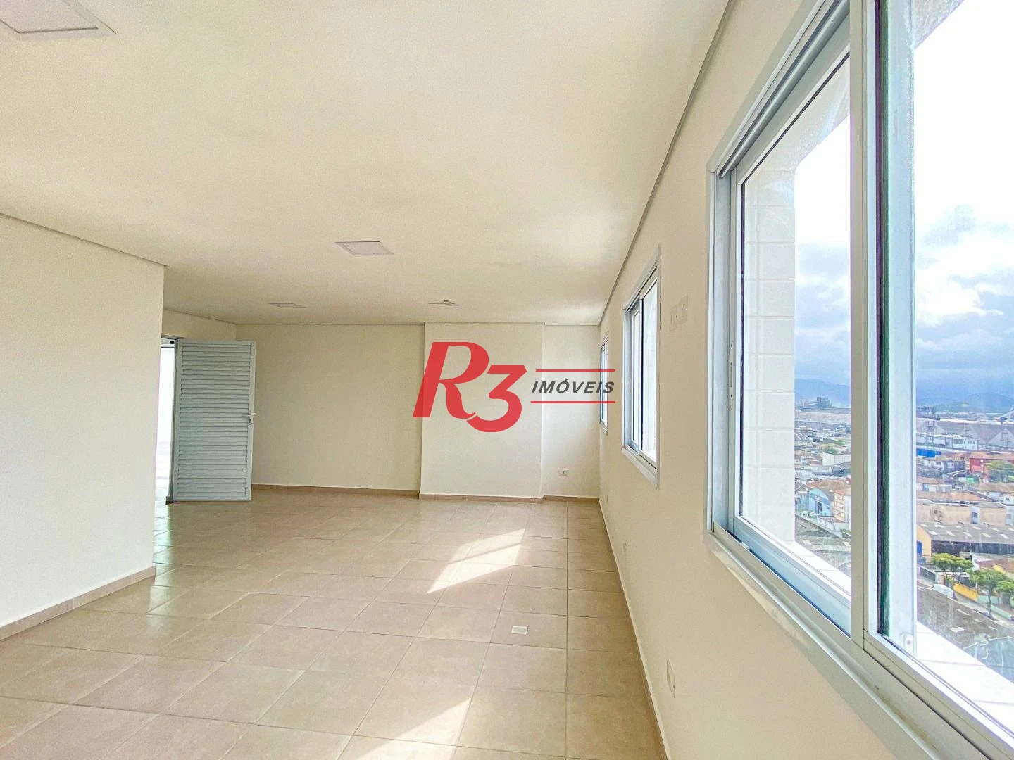 Apartamento com 2 dormitórios à venda, 60 m² por R$ 585.000,00 - Macuco - Santos/SP