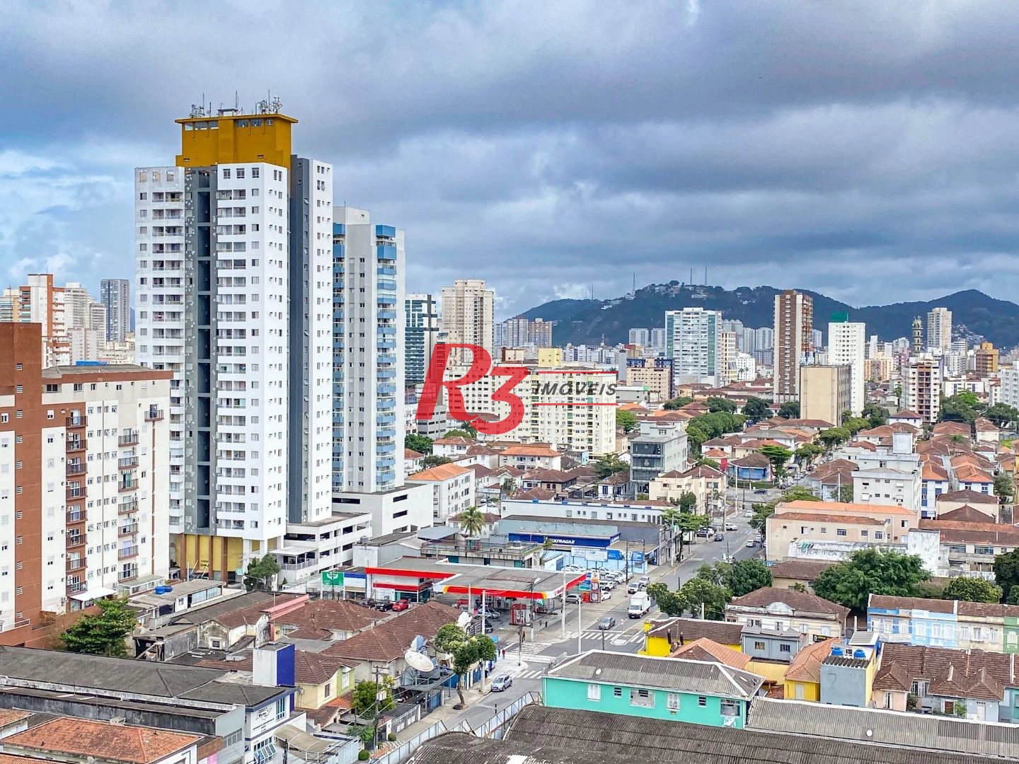 Apartamento com 2 dormitórios à venda, 60 m² por R$ 585.000,00 - Macuco - Santos/SP