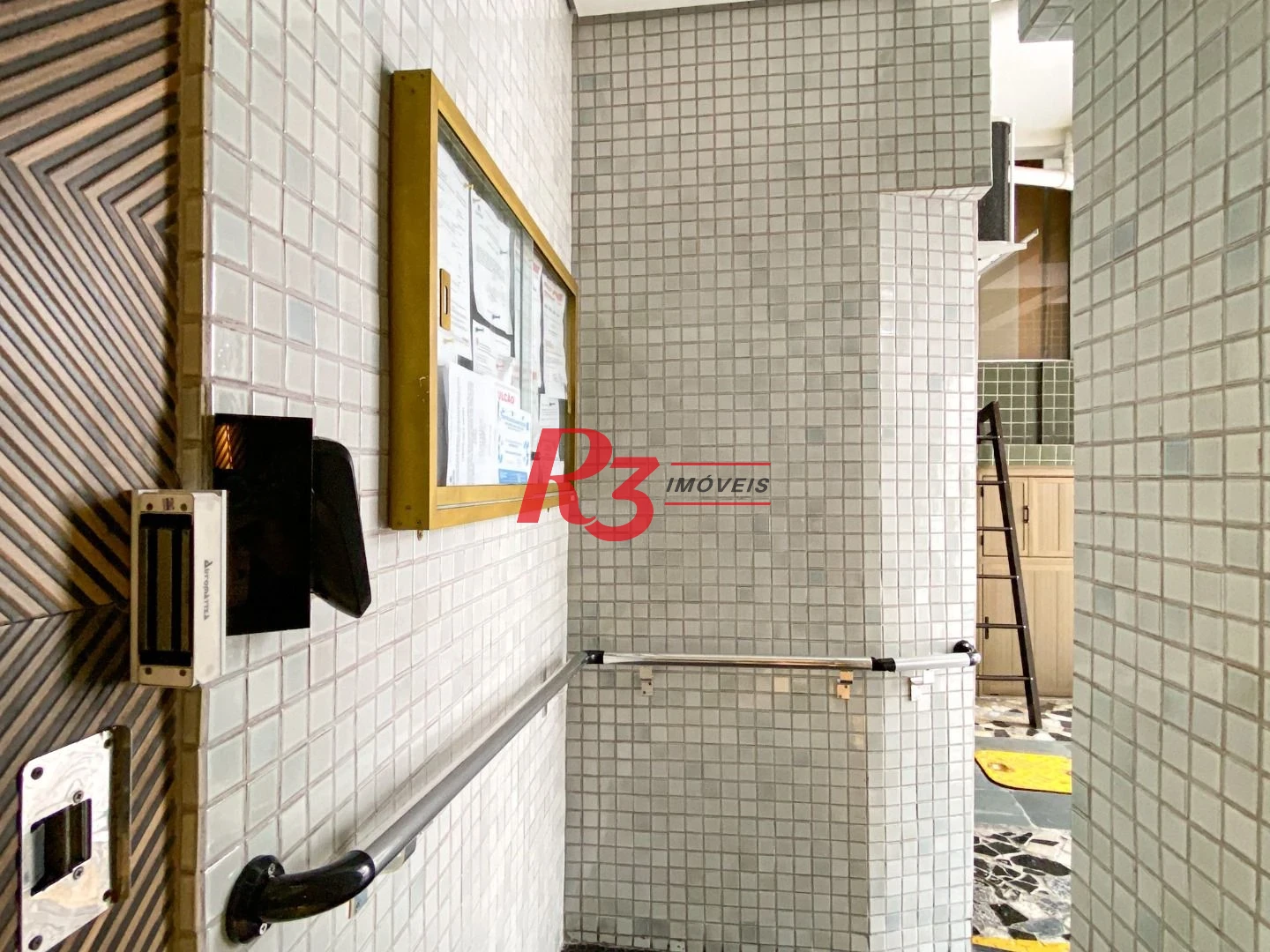 Apartamento com 3 dormitórios para alugar, 168 m² por R$ 6.500,02/mês - Boqueirão - Santos/SP