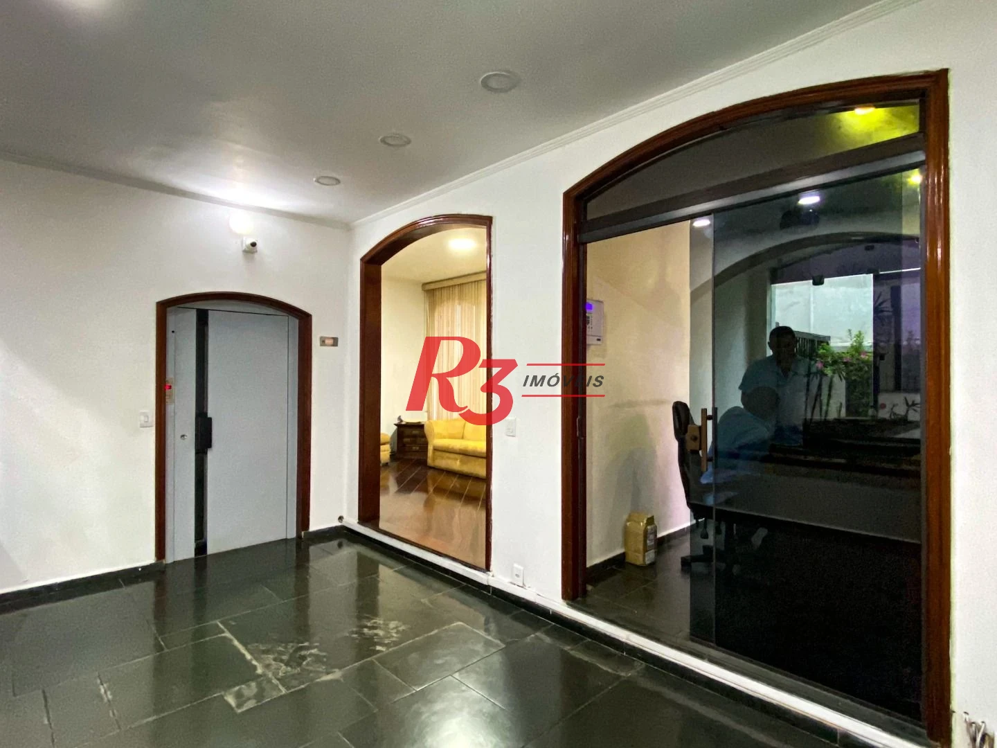 Apartamento com 3 dormitórios à venda, 159 m² por R$ 950.000,00 - Boqueirão - Santos/SP
