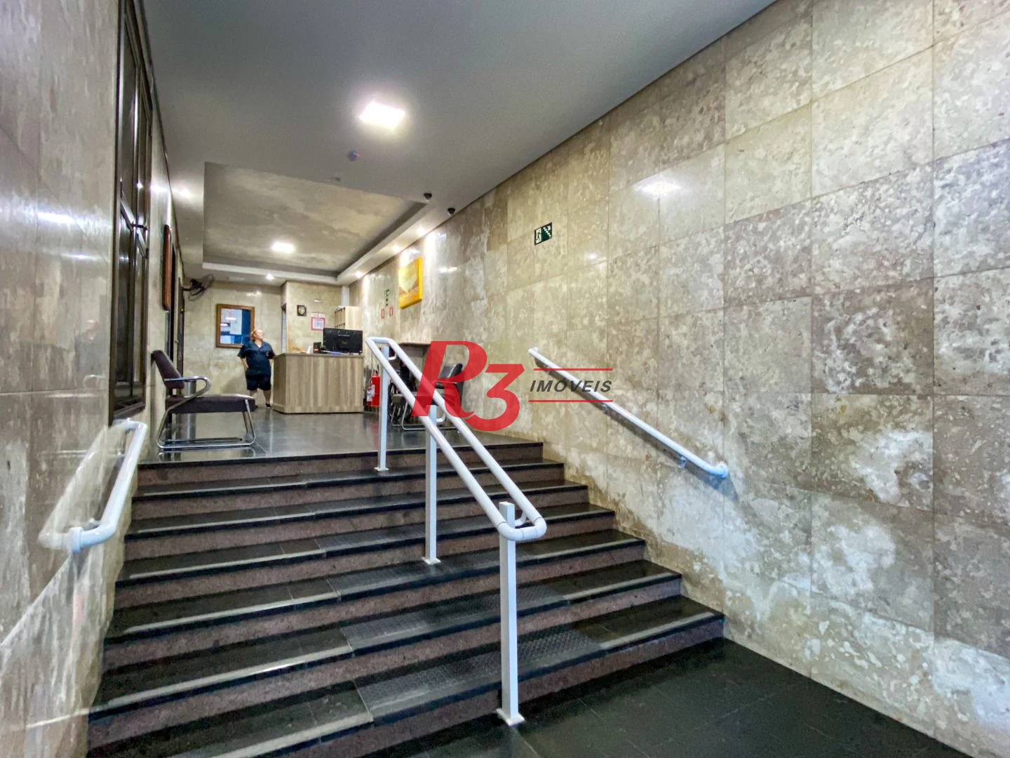 Apartamento com 1 dormitório para alugar, 57 m² por R$ 3.002,00/mês - José Menino - Santos/SP