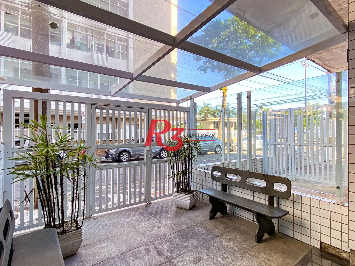 Apartamento com 1 dormitório para alugar, 57 m² por R$ 3.002,00/mês - José Menino - Santos/SP