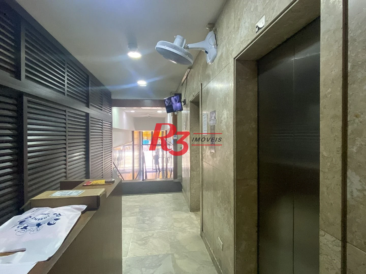 Sala à venda, 78 m² por R$ 320.000,00 - Centro - Santos/SP