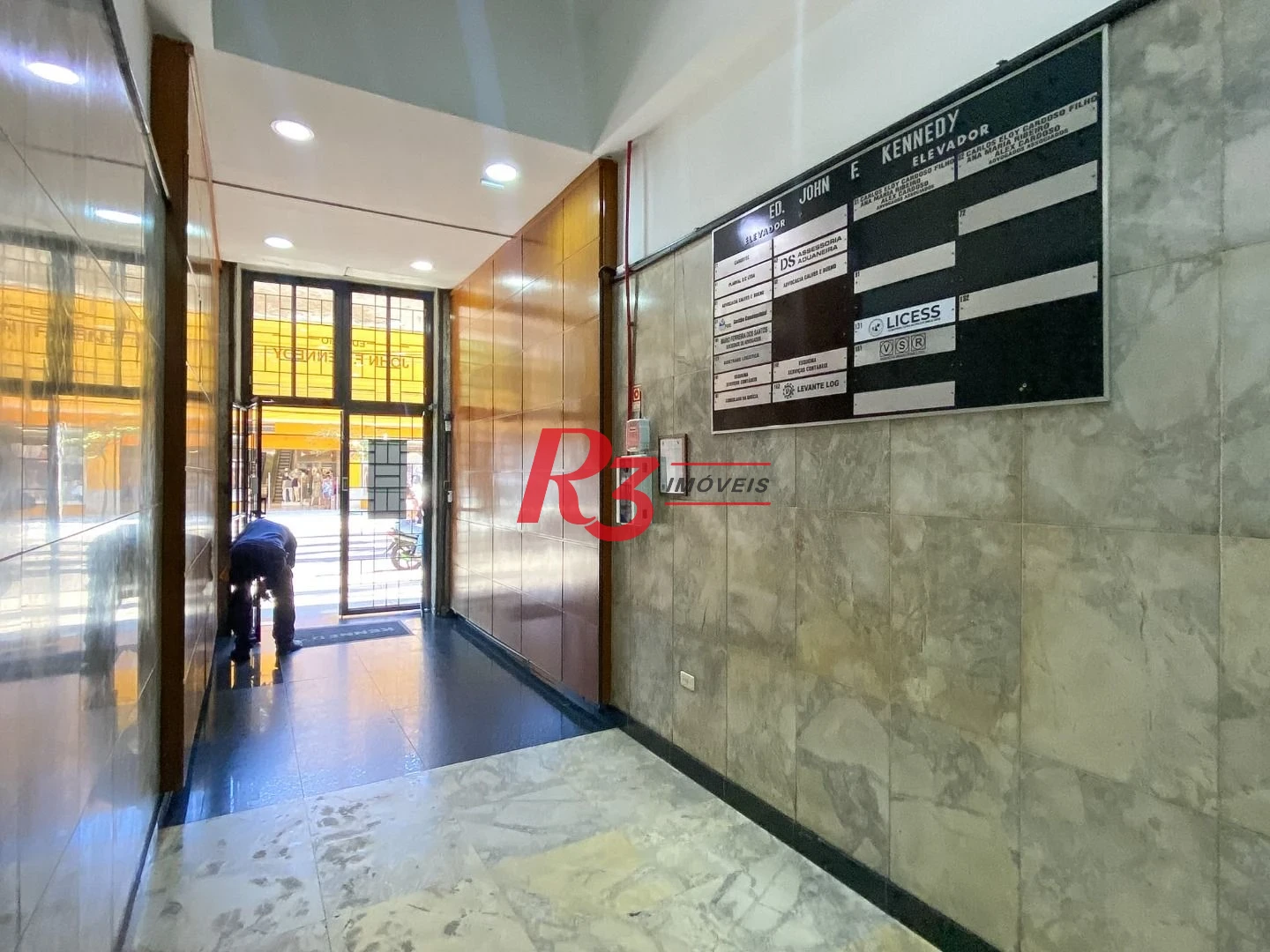 Sala à venda, 78 m² por R$ 320.000,00 - Centro - Santos/SP