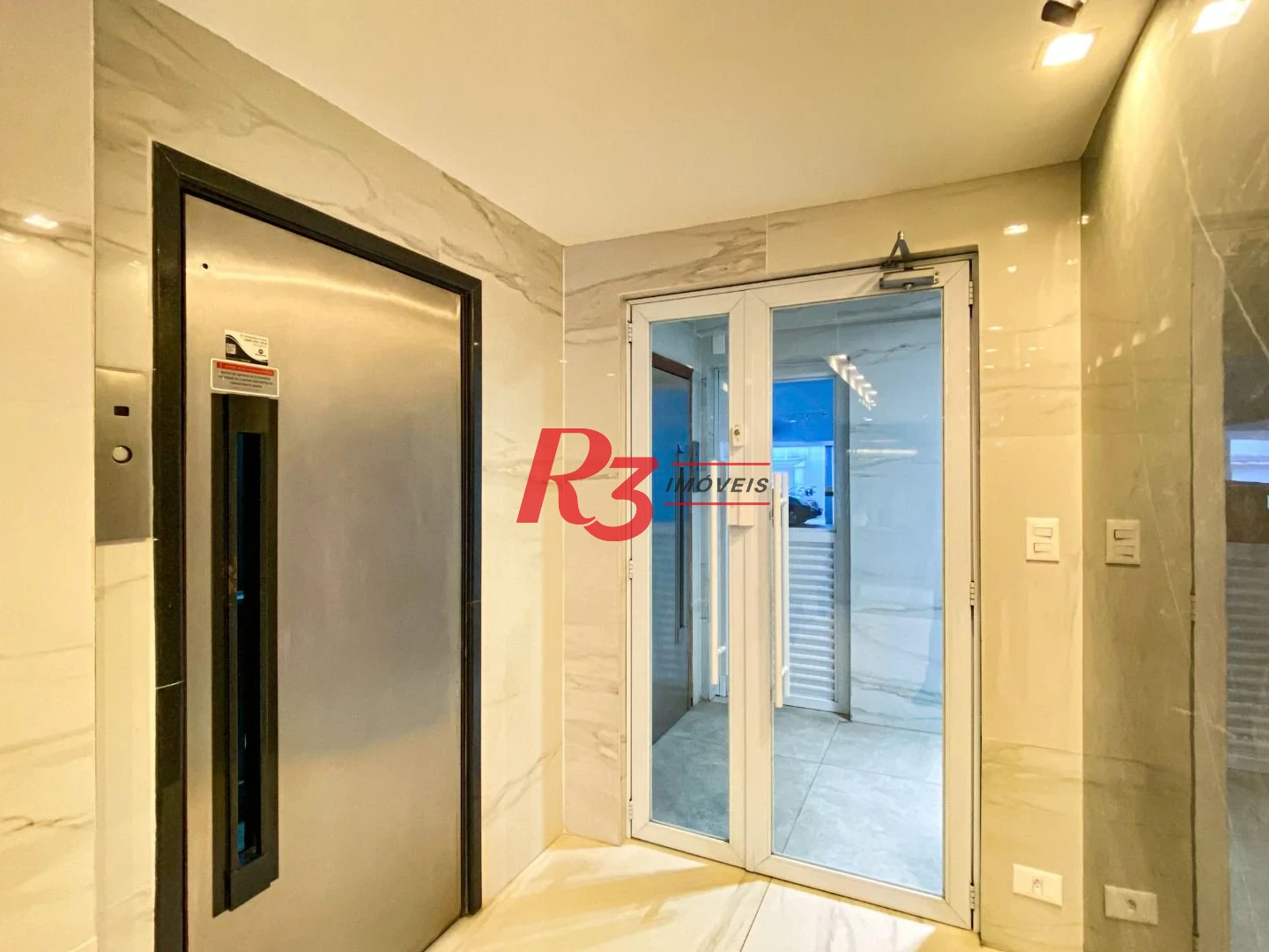 Apartamento com 2 dormitórios à venda, 109 m² - Ponta da Praia - Santos/SP