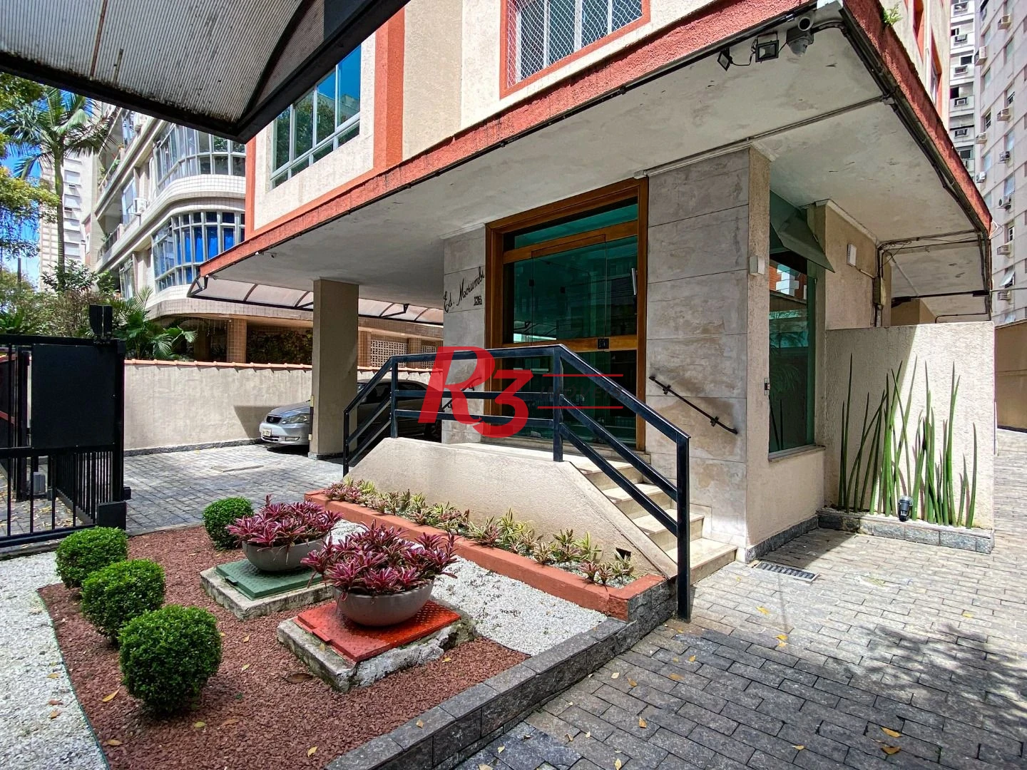 Apartamento com 3 dormitórios à venda, 183 m² por R$ 830.000,00 - Boqueirão - Santos/SP
