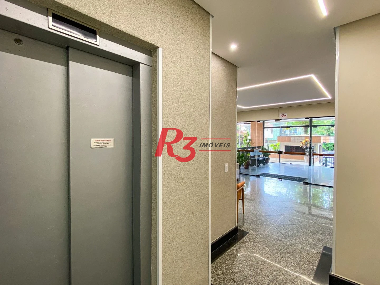 Apartamento para alugar, 94 m² por R$ 4.500,00/mês - Embaré - Santos/SP