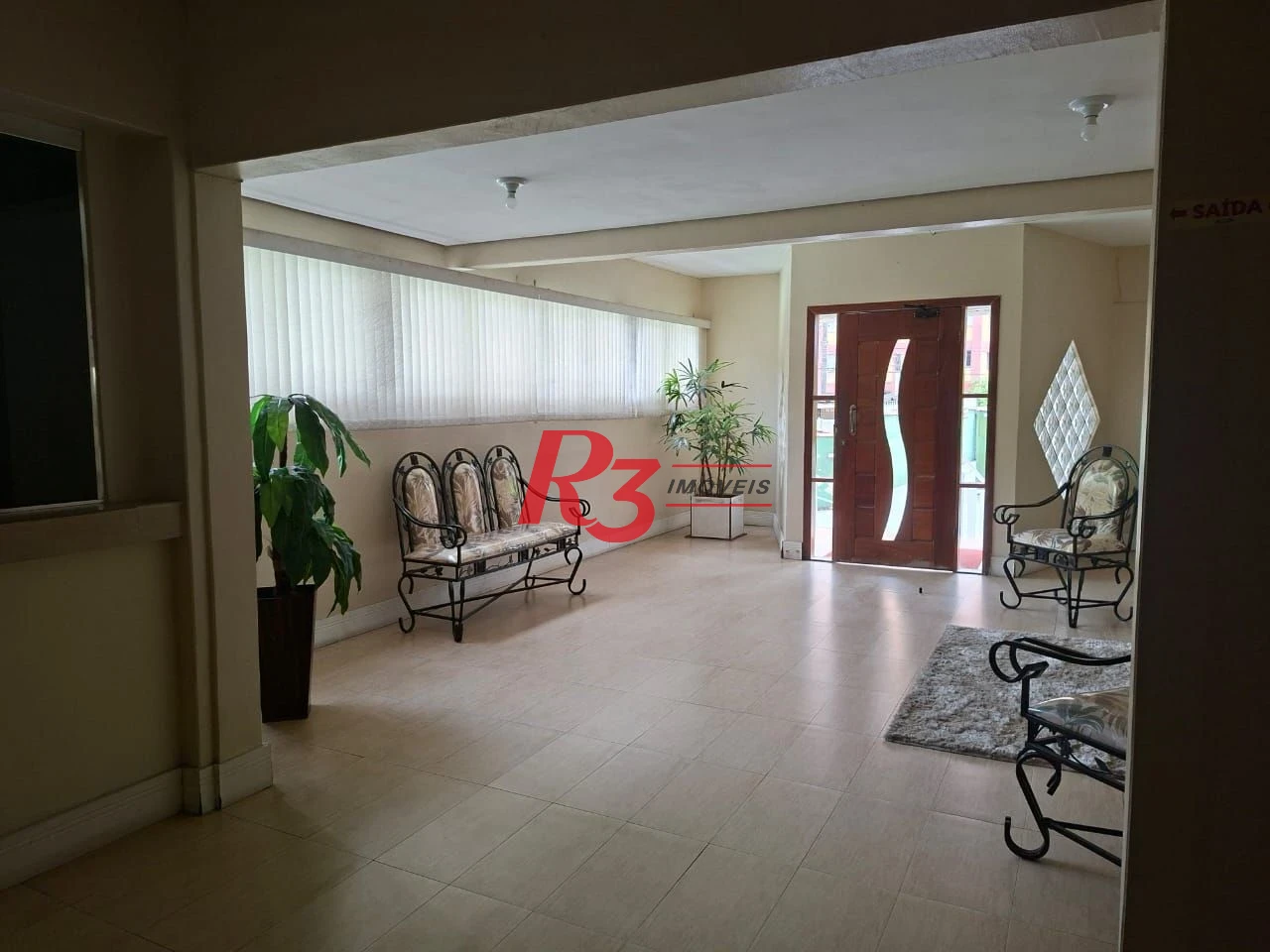 Apartamento com 2 dormitórios à venda, 68 m² por R$ 300.000,00 - Saboó - Santos/SP