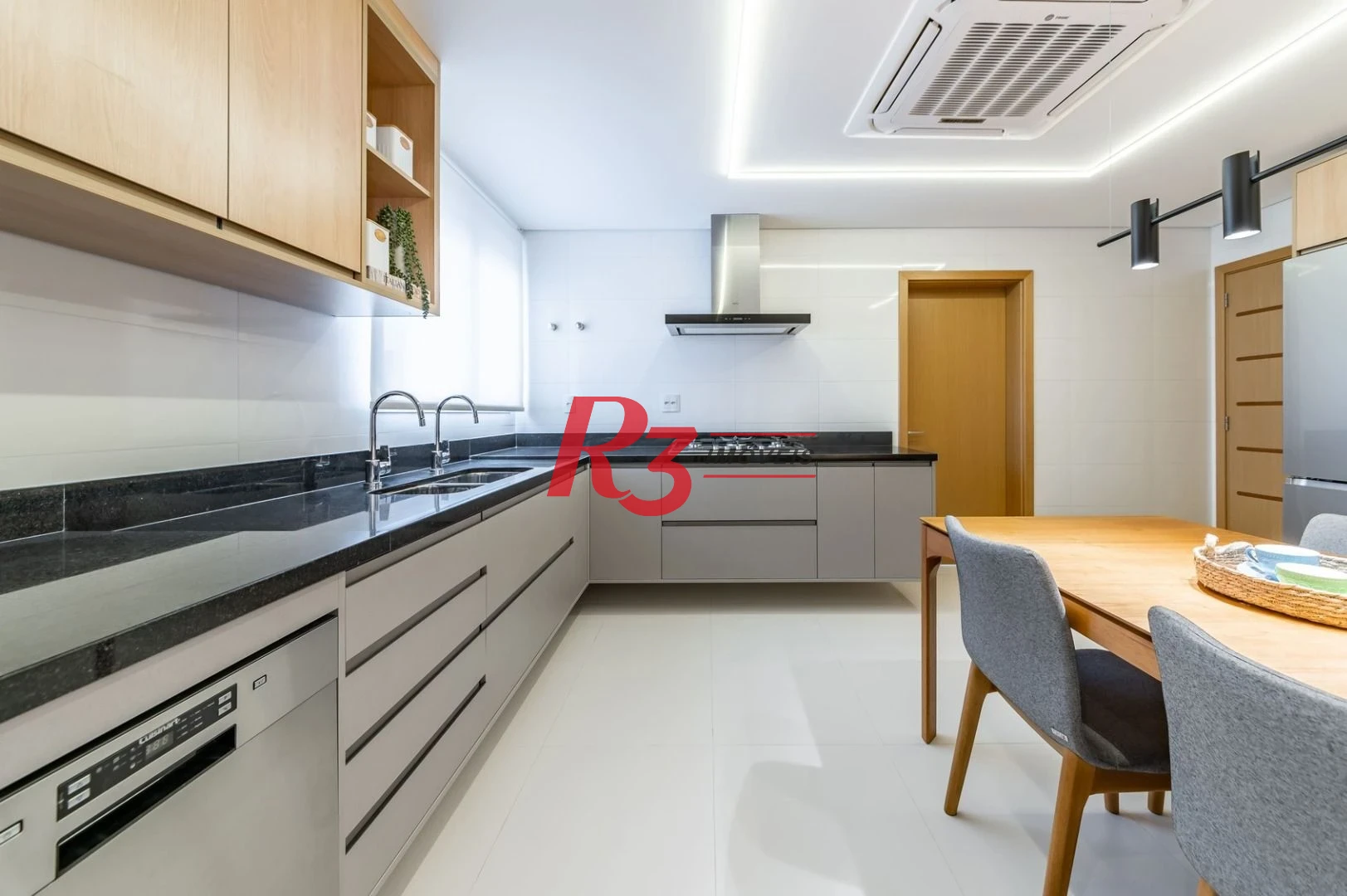 Apartamento com 3 dormitórios para alugar, 166 m² por R$ 16.000,02/mês - Ponta da Praia - Santos/SP