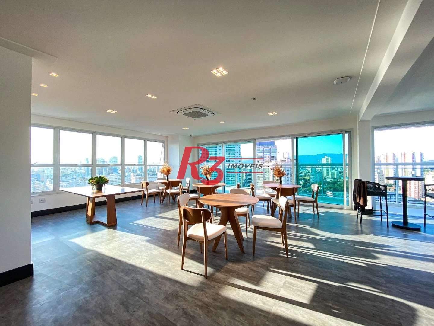 Apartamento com 3 dormitórios para alugar, 166 m² por R$ 16.000,02/mês - Ponta da Praia - Santos/SP
