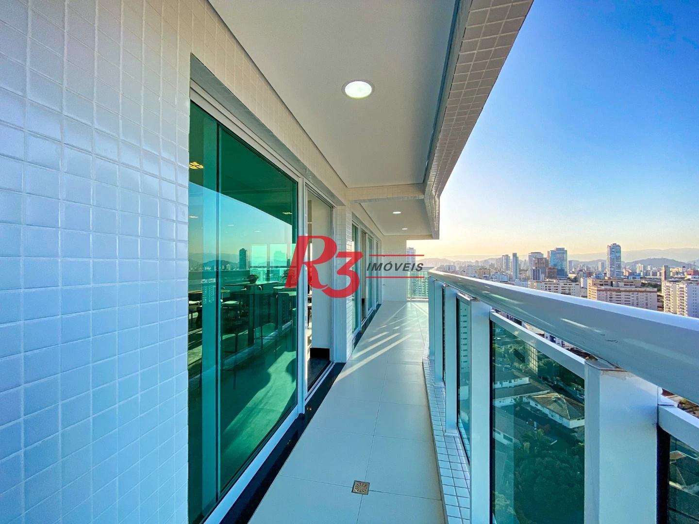 Apartamento com 3 dormitórios para alugar, 166 m² por R$ 16.000,02/mês - Ponta da Praia - Santos/SP