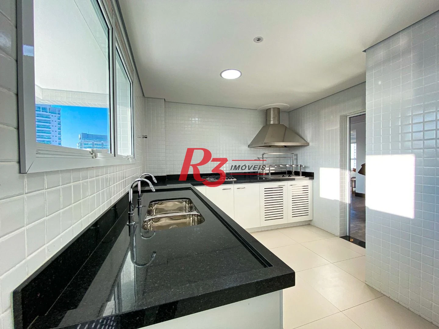 Apartamento com 3 dormitórios para alugar, 166 m² por R$ 16.000,02/mês - Ponta da Praia - Santos/SP