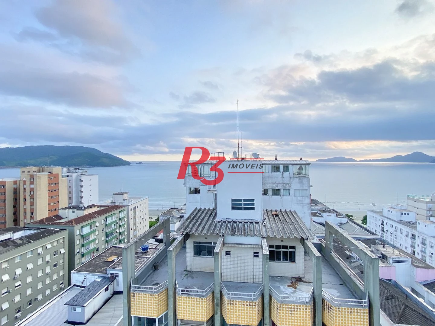 Apartamento com 1 dormitório para alugar, 51 m² por R$ 4.400,00/mês - Embaré - Santos/SP