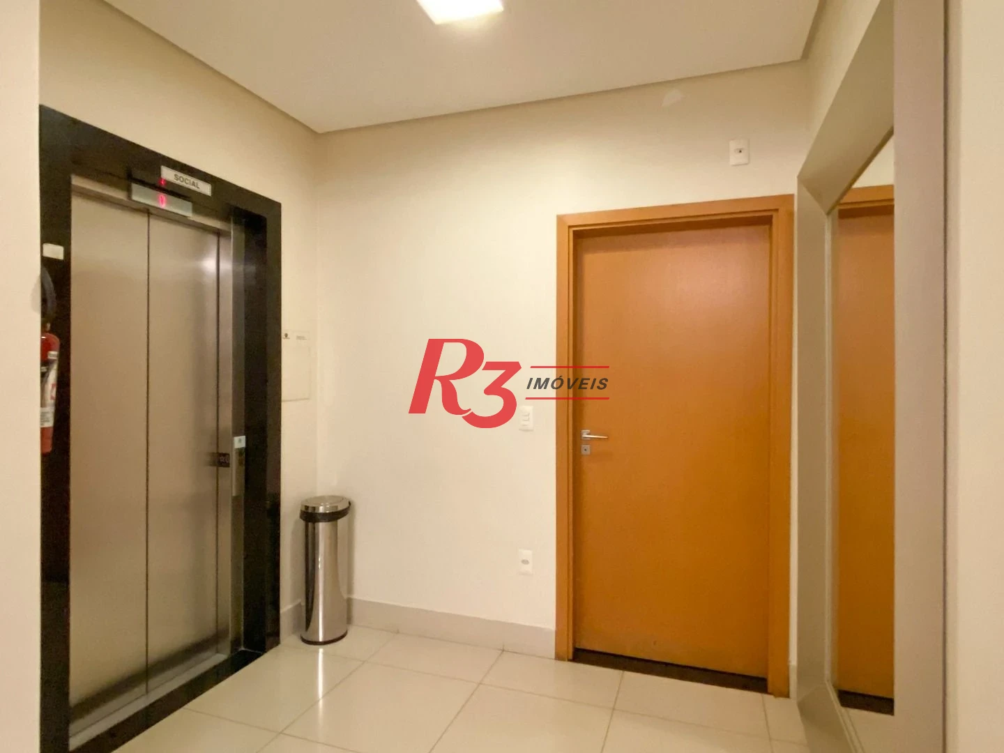 Apartamento com 1 dormitório para alugar, 51 m² por R$ 4.400,00/mês - Embaré - Santos/SP