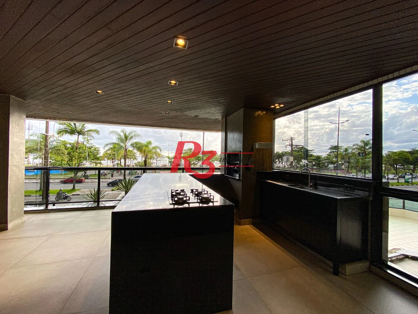 Apartamento com 3 dormitórios à venda, 143 m² por R$ 1.850.000,00 - Aparecida - Santos/SP