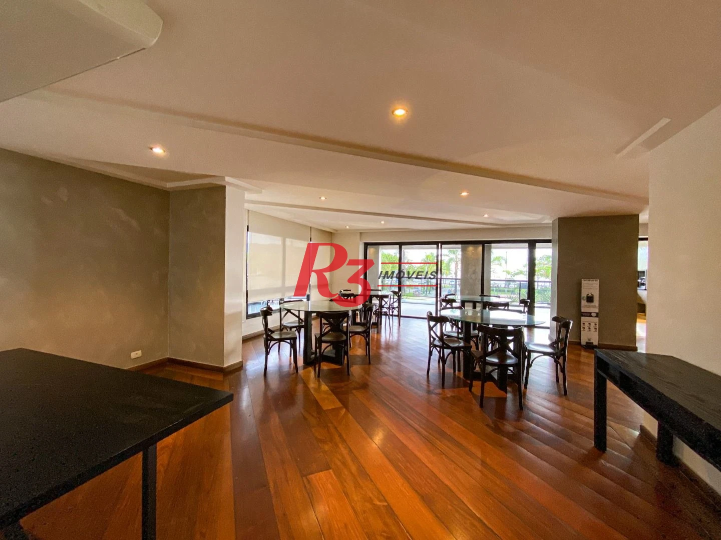 Apartamento com 3 dormitórios à venda, 143 m² por R$ 1.850.000,00 - Aparecida - Santos/SP
