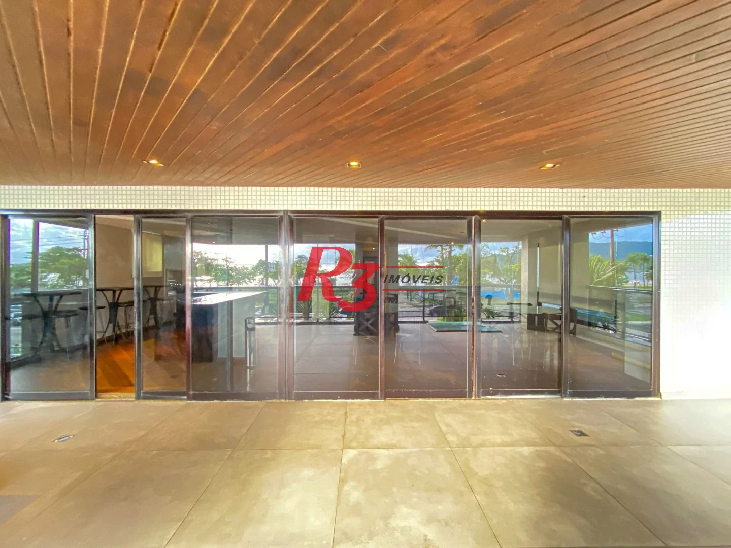 Apartamento com 3 dormitórios à venda, 143 m² por R$ 1.850.000,00 - Aparecida - Santos/SP