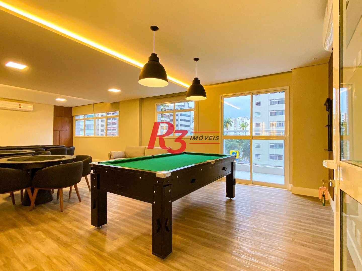 Apartamento para alugar, 87 m² por R$ 7.500,00/mês - Gonzaga - Santos/SP