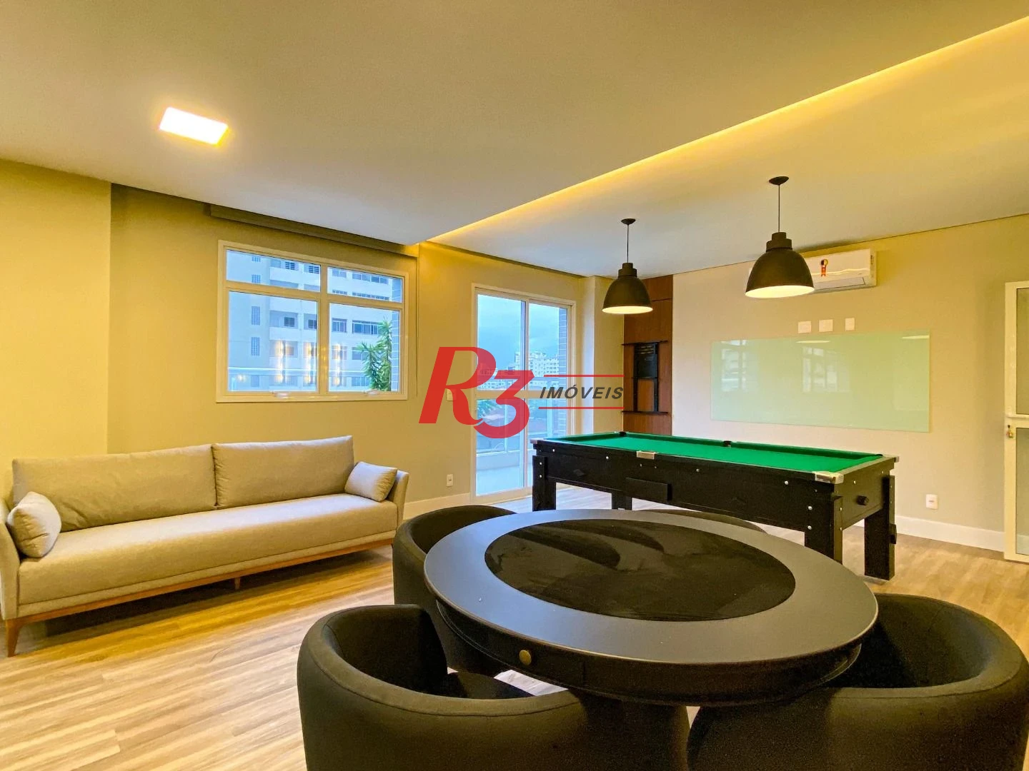 Apartamento para alugar, 87 m² por R$ 7.500,00/mês - Gonzaga - Santos/SP