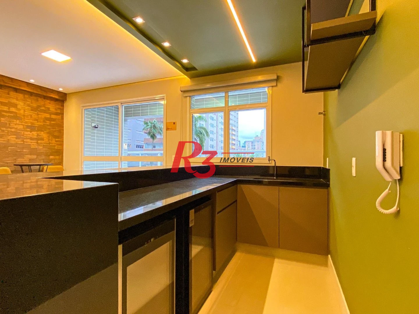 Apartamento para alugar, 87 m² por R$ 7.500,00/mês - Gonzaga - Santos/SP