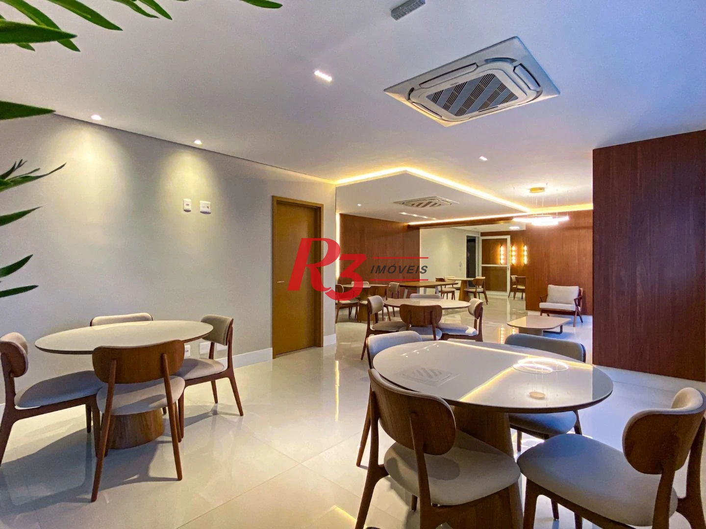 Apartamento para alugar, 87 m² por R$ 7.500,00/mês - Gonzaga - Santos/SP