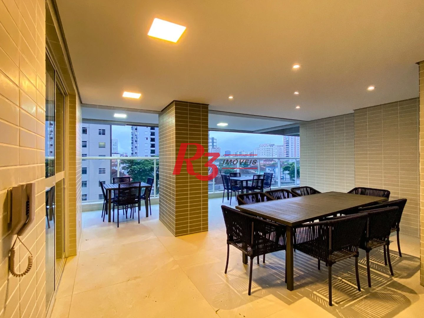 Apartamento para alugar, 87 m² por R$ 7.500,00/mês - Gonzaga - Santos/SP