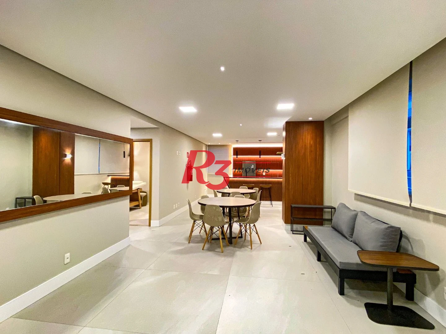Apartamento para alugar, 87 m² por R$ 7.500,00/mês - Gonzaga - Santos/SP