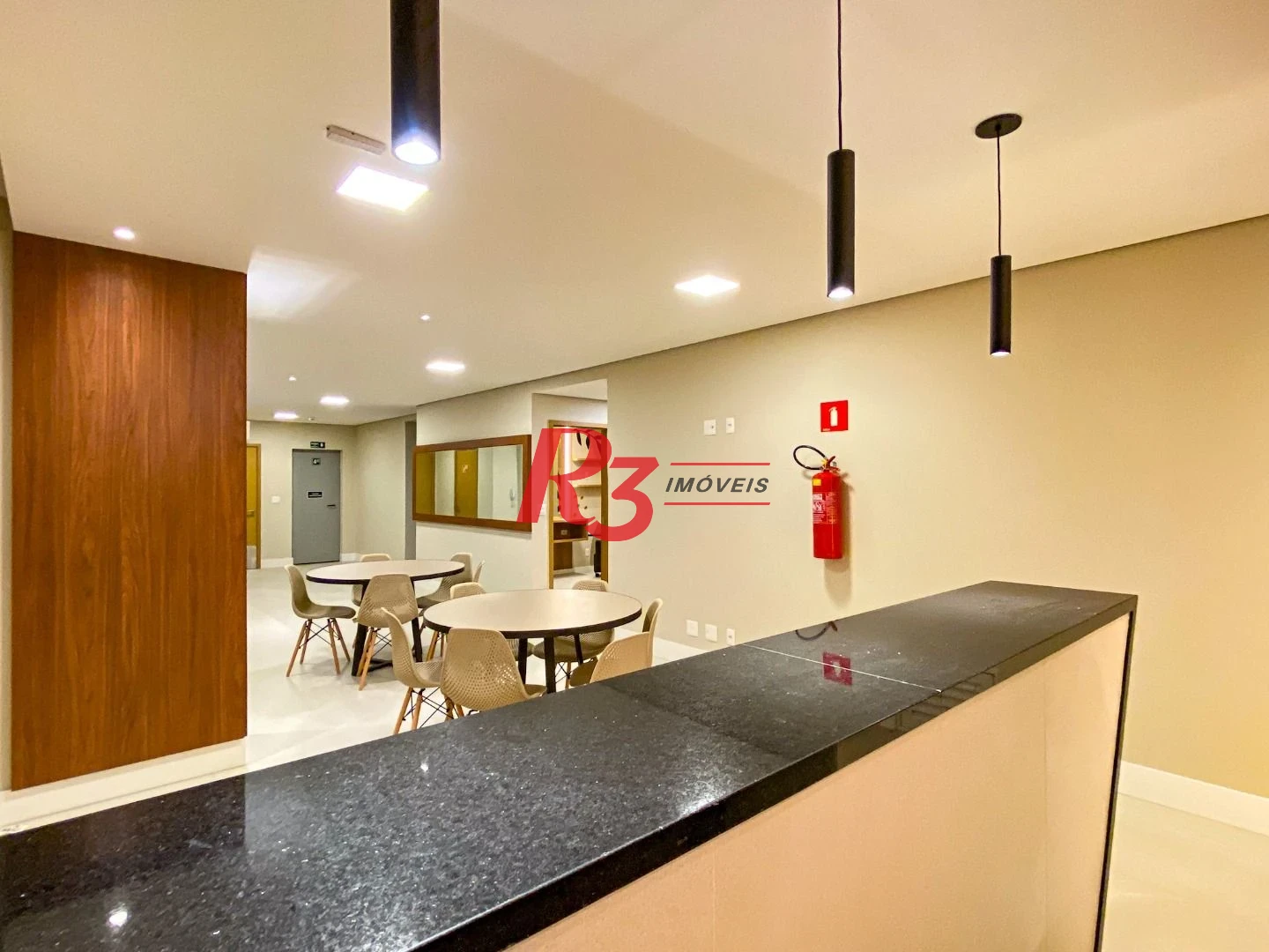 Apartamento para alugar, 87 m² por R$ 7.500,00/mês - Gonzaga - Santos/SP