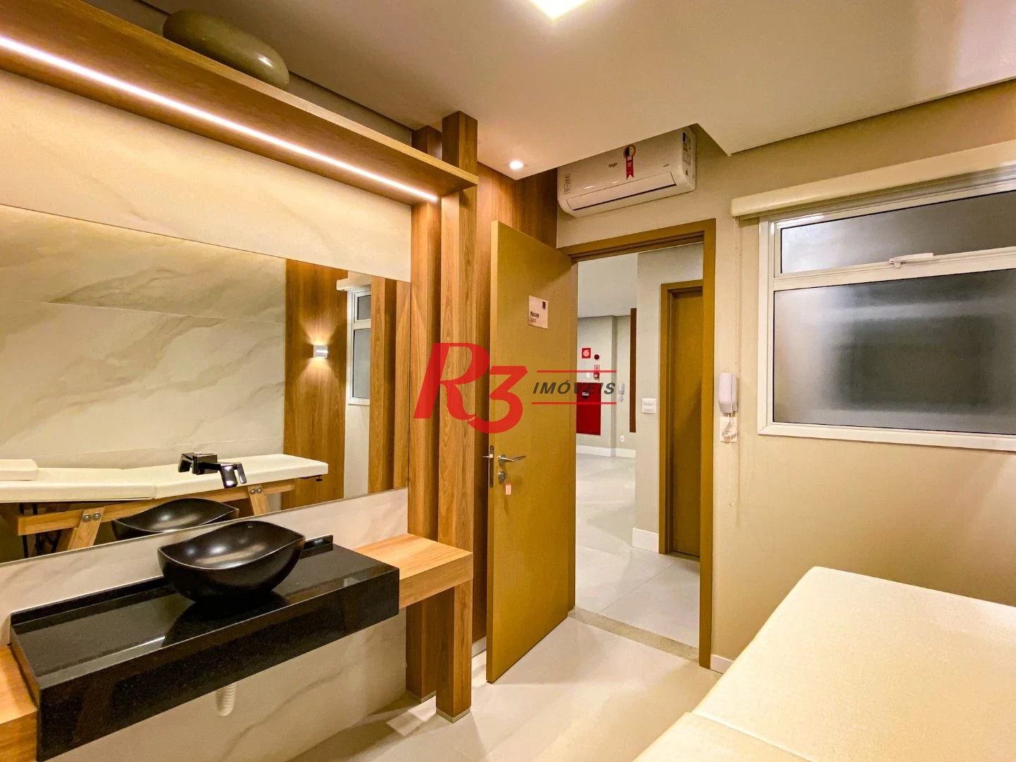 Apartamento para alugar, 87 m² por R$ 7.500,00/mês - Gonzaga - Santos/SP