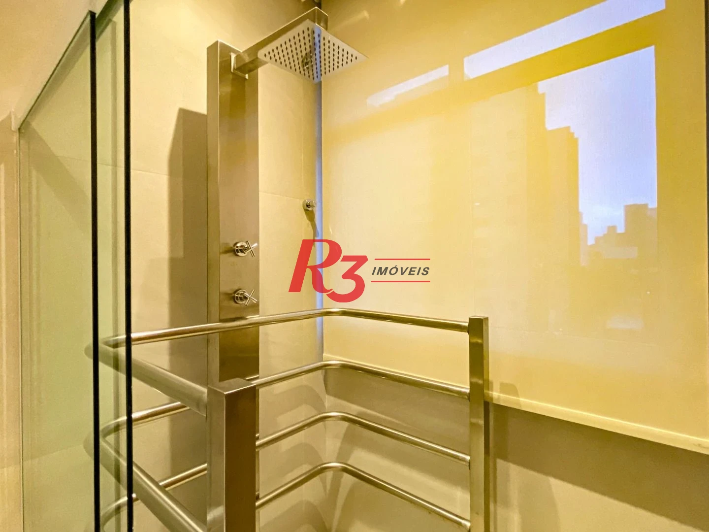 Apartamento para alugar, 87 m² por R$ 7.500,00/mês - Gonzaga - Santos/SP