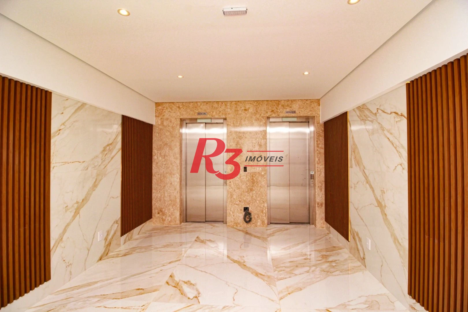 Apartamento Garden com 2 dormitórios à venda, 94 m² por R$ 720.000 - Embaré - Santos/SP