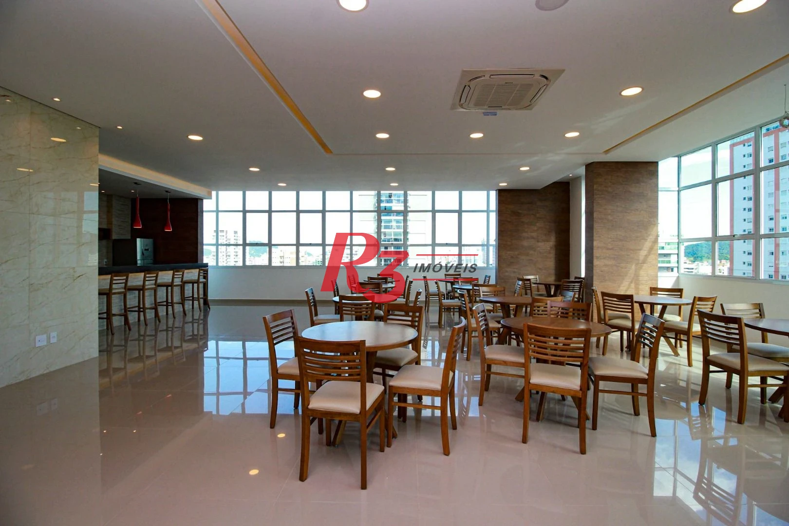Apartamento Garden com 2 dormitórios à venda, 94 m² por R$ 720.000 - Embaré - Santos/SP