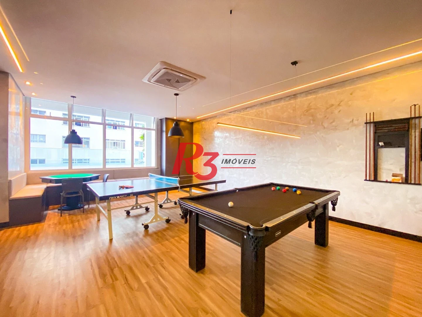 Apartamento com 2 dormitórios à venda, 107 m² por R$ 1.720.000,00 - Pompéia - Santos/SP
