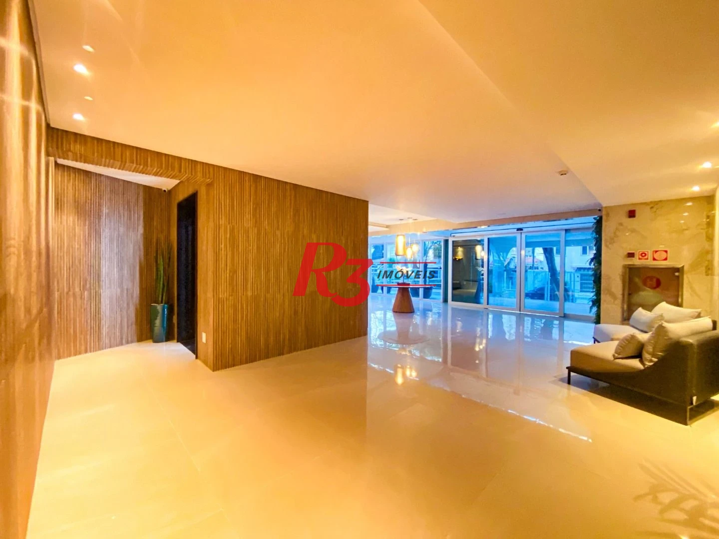 Apartamento com 2 dormitórios à venda, 107 m² por R$ 1.720.000,00 - Pompéia - Santos/SP