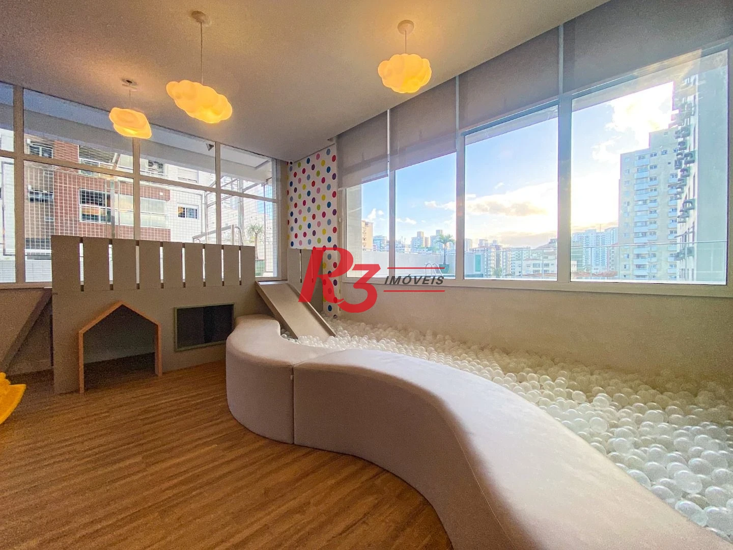 Apartamento com 2 dormitórios à venda, 107 m² por R$ 1.720.000,00 - Pompéia - Santos/SP