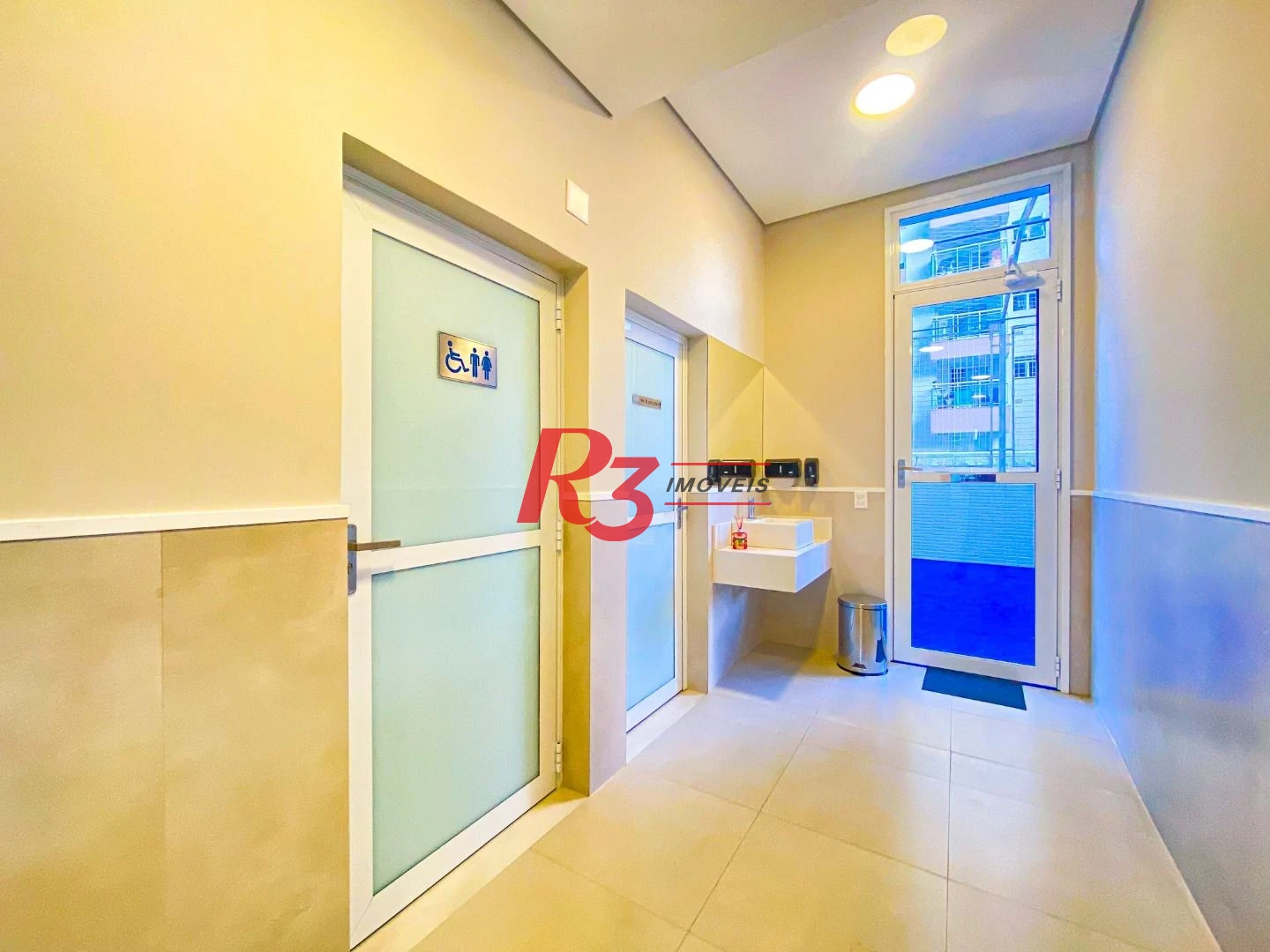 Apartamento com 2 dormitórios à venda, 107 m² por R$ 1.720.000,00 - Pompéia - Santos/SP