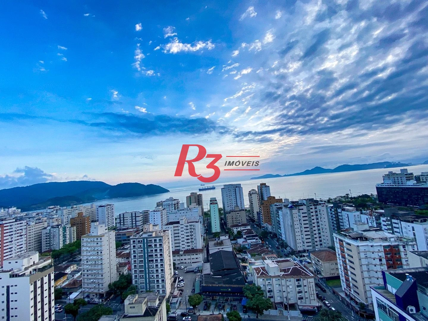 Apartamento com 1 dormitório à venda, 60 m² por R$ 880.000,00 - Aparecida - Santos/SP